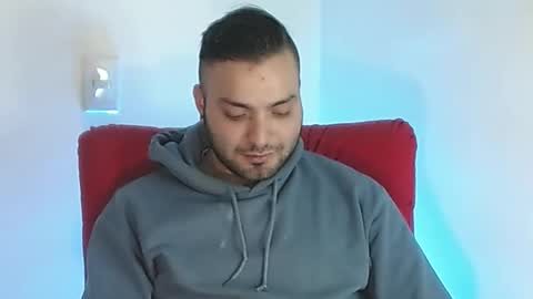 Snapshot of robert_leroy chatting on 03-08-25, 07:49 Stiven - online show from 03-08-25, 07:49