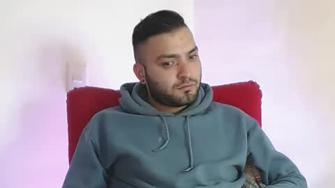 Snapshot of robert_leroy chatting on 03-09-25, 05:22 Stiven - online show from 03-09-25, 05:22