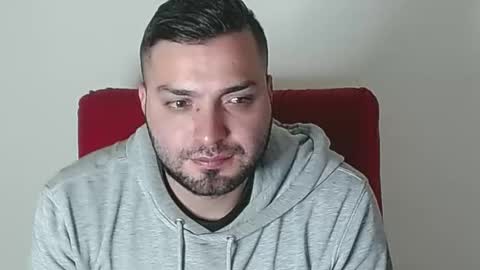 Snapshot of robert_leroy chatting on 09-22-25, 10:45 Stiven - online show from 09-22-25, 10:45