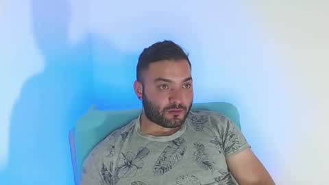 Snapshot of robert_leroy chatting on 11-12-25, 04:57 Stiven - online show from 11-12-25, 04:57