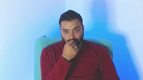 Snapshot of robert_leroy chatting on 11-19-25, 06:57 Stiven - online show from 11-19-25, 06:57