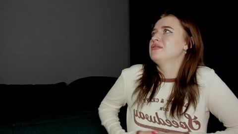 Lisa and Robert  i am online all days 900 am GMT3   online show from 12-24-24, 07:33