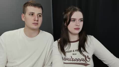 Lisa and Robert  i am online all days 900 am GMT3   online show from 02-11-25, 09:20