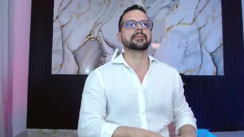 Snapshot of robert_poison1 chatting on 12-14-25, 06:56 Robert online show from 12-14-25, 06:56