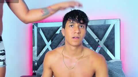 Snapshot of robertmiller21 chatting on 03-02-25, 05:33 Robert Miller And Mael Thompson online show from 03-02-25, 05:33