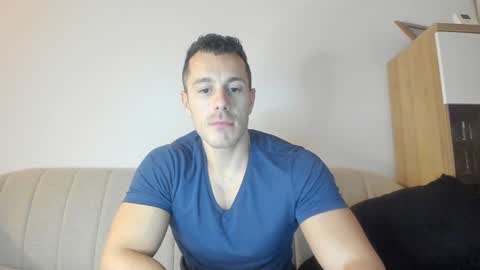 Snapshot of roberto4ever chatting on 12-04-24, 04:49 roberto4ever online show from 12-04-24, 04:49