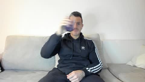 roberto4ever online show from 01-21-25, 06:02