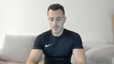 Snapshot of roberto4ever chatting on 01-30-25, 02:36 roberto4ever online show from 01-30-25, 02:36