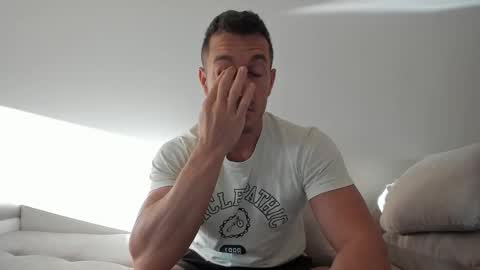 roberto4ever online show from 09-14-25, 05:06