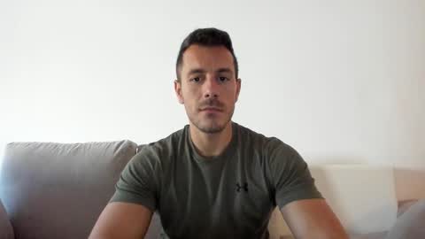 Snapshot of roberto4ever chatting on 09-22-25, 01:24 roberto4ever online show from 09-22-25, 01:24