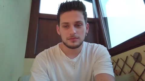 Snapshot of roberto_twink1 chatting on 12-11-24, 05:53 Roberto online show from 12-11-24, 05:53