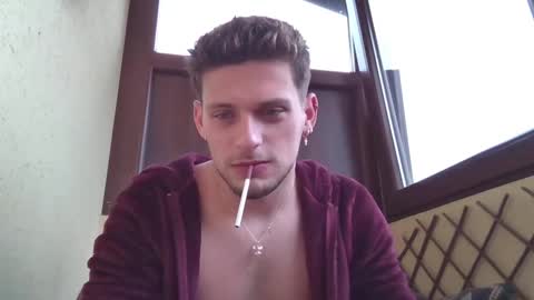 Snapshot of roberto_twink1 chatting on 02-15-25, 08:00 Roberto online show from 02-15-25, 08:00