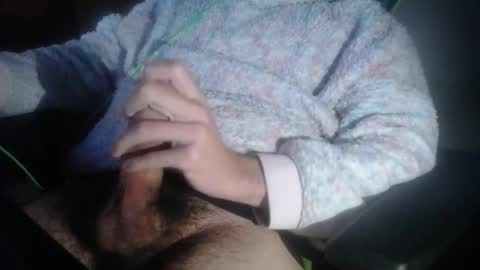 Snapshot of roberunxx chatting on 12-01-25, 03:39 Rober online show from 12-01-25, 03:39