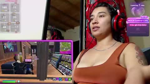 Snapshot of robin_h00t chatting on 03-07-25, 03:08 Ivanna and Robin online show from 03-07-25, 03:08