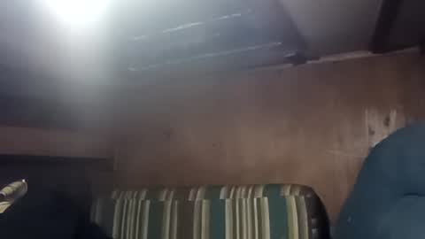 Snapshot of robincom23 chatting on 09-25-25, 05:00 R online show from 09-25-25, 05:00