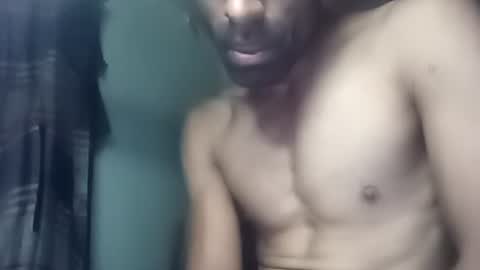 Snapshot of robincom23 chatting on 09-26-25, 02:15 R online show from 09-26-25, 02:15