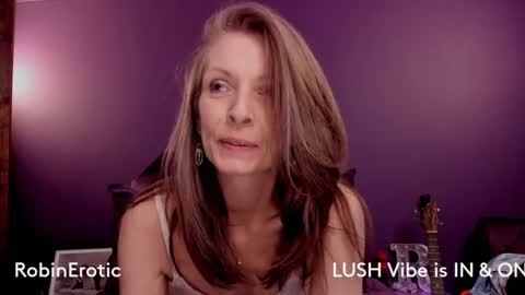 Snapshot of robinerotic chatting on 03-03-25, 04:36 RobinErotic online show from 03-03-25, 04:36