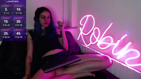 Snapshot of robinrio chatting on 02-08-25, 05:18 Robin heshe online show from 02-08-25, 05:18