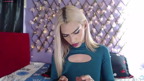 Margot Ferrer online show from 04-28-26, 05:12