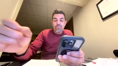 Snapshot of roblatino12 chatting on 01-10-25, 11:29 roblatino12 online show from 01-10-25, 11:29