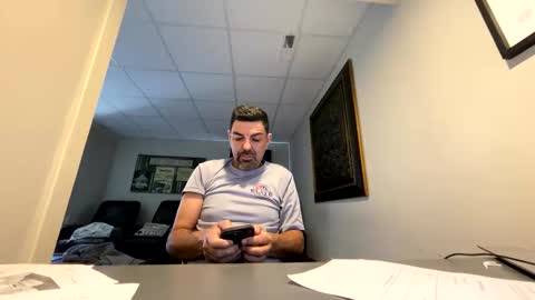 Snapshot of roblatino12 chatting on 02-26-25, 05:39 roblatino12 online show from 02-26-25, 05:39