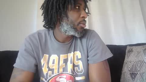 Snapshot of robo_cox chatting on 12-01-24, 05:57 BBC America online show from 12-01-24, 05:57