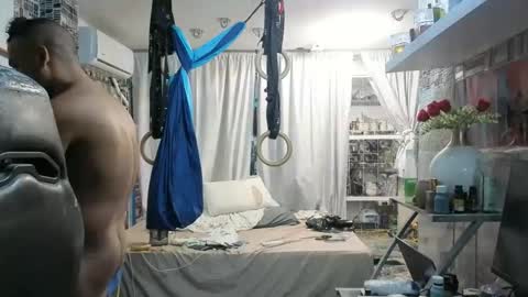 cazador 99 online show from 02-25-26, 03:43