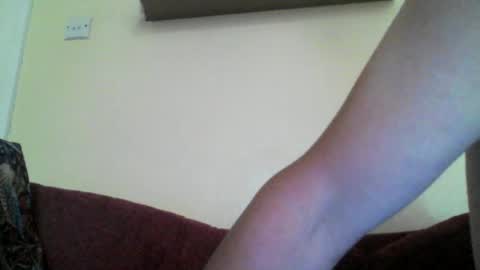 Snapshot of robxx32 chatting on 06-14-26, 05:42 robxx32 online show from 06-14-26, 05:42