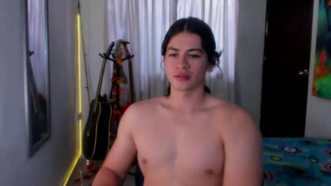 Snapshot of roca_inca chatting on 02-26-25, 06:43 roca inca online show from 02-26-25, 06:43