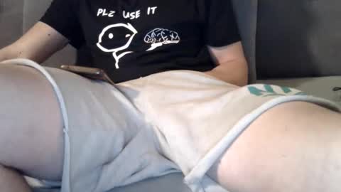 Nick online show from 11-12-25, 12:22