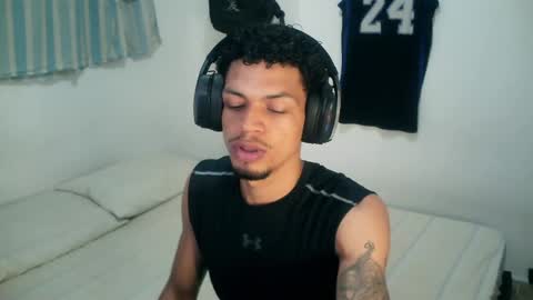 Rocco online show from 11-12-25, 01:44