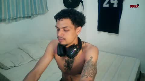 Rocco online show from 11-18-25, 02:17