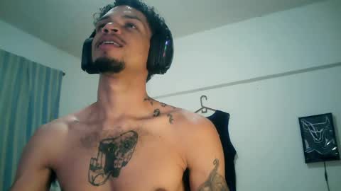 Rocco online show from 11-19-25, 02:44