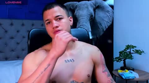 rocco_santos online show from 10-06-25, 11:24