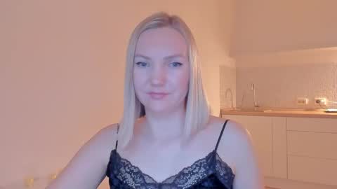 Snapshot of rock__baby chatting on 01-23-25, 06:49 rock__baby online show from 01-23-25, 06:49