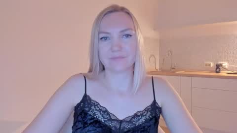 Snapshot of rock__baby chatting on 03-07-25, 05:29 rock__baby online show from 03-07-25, 05:29