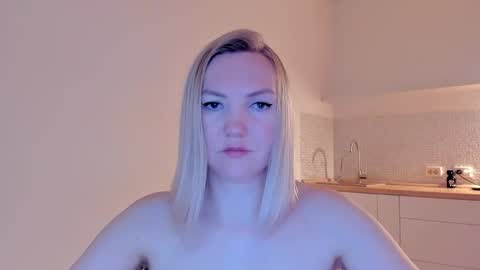 Snapshot of rock__baby chatting on 03-11-25, 01:59 rock__baby online show from 03-11-25, 01:59