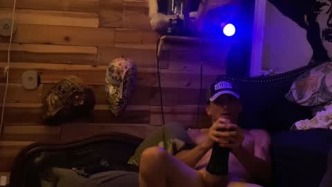 Snapshot of rockemx chatting on 12-12-24, 01:39 rockemx online show from 12-12-24, 01:39