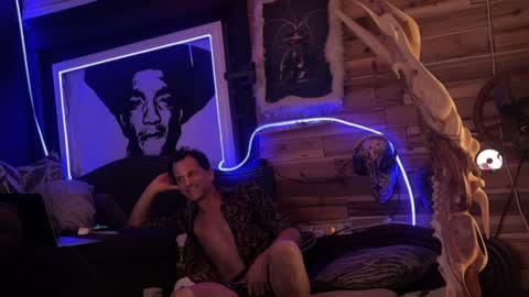 Snapshot of rockemx chatting on 12-30-24, 03:14 rockemx online show from 12-30-24, 03:14