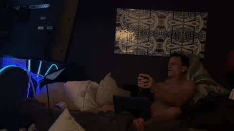 Snapshot of rockemx chatting on 01-19-25, 02:28 rockemx online show from 01-19-25, 02:28