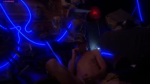 Snapshot of rockemx chatting on 02-25-25, 12:03 rockemx online show from 02-25-25, 12:03