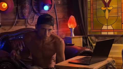 Snapshot of rockemx chatting on 09-12-25, 06:24 rockemx online show from 09-12-25, 06:24