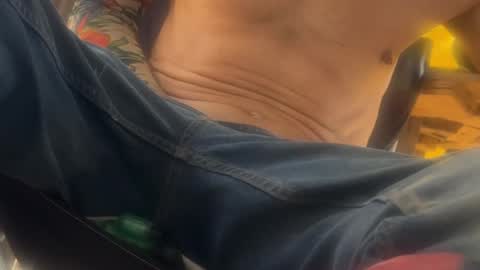 Snapshot of rockemx chatting on 10-01-25, 08:04 rockemx online show from 10-01-25, 08:04