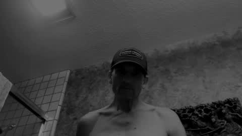 Snapshot of rockemx chatting on 10-06-25, 04:43 rockemx online show from 10-06-25, 04:43