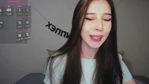 Snapshot of rocketsgirl chatting on 12-28-24, 08:05 rocketsgirl online show from 12-28-24, 08:05