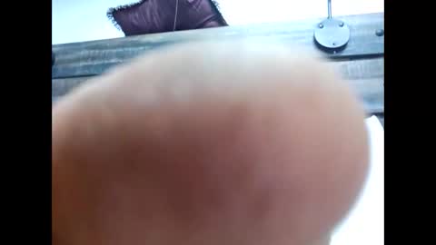 Snapshot of rockharder000 chatting on 12-18-25, 01:33 rockharder000 online show from 12-18-25, 01:33