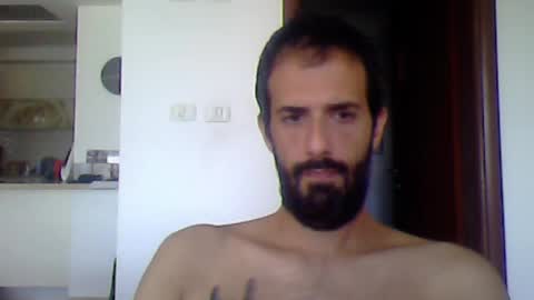 Snapshot of rockistman1 chatting on 09-18-25, 05:42 rockistman1 online show from 09-18-25, 05:42