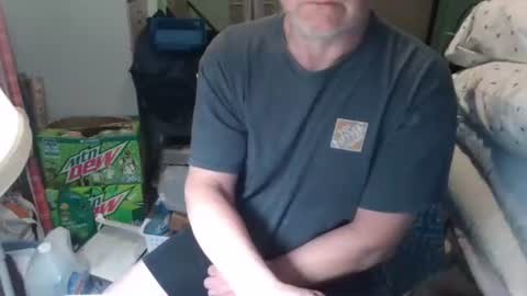 Snapshot of rocky082288 chatting on 12-23-25, 08:23 rocky082288 online show from 12-23-25, 08:23