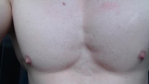 Snapshot of rocky_muscle chatting on 11-24-25, 05:23 rocky muscle online show from 11-24-25, 05:23