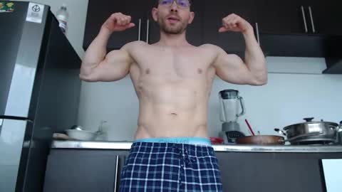 rocky muscle online show from 01-09-26, 05:04